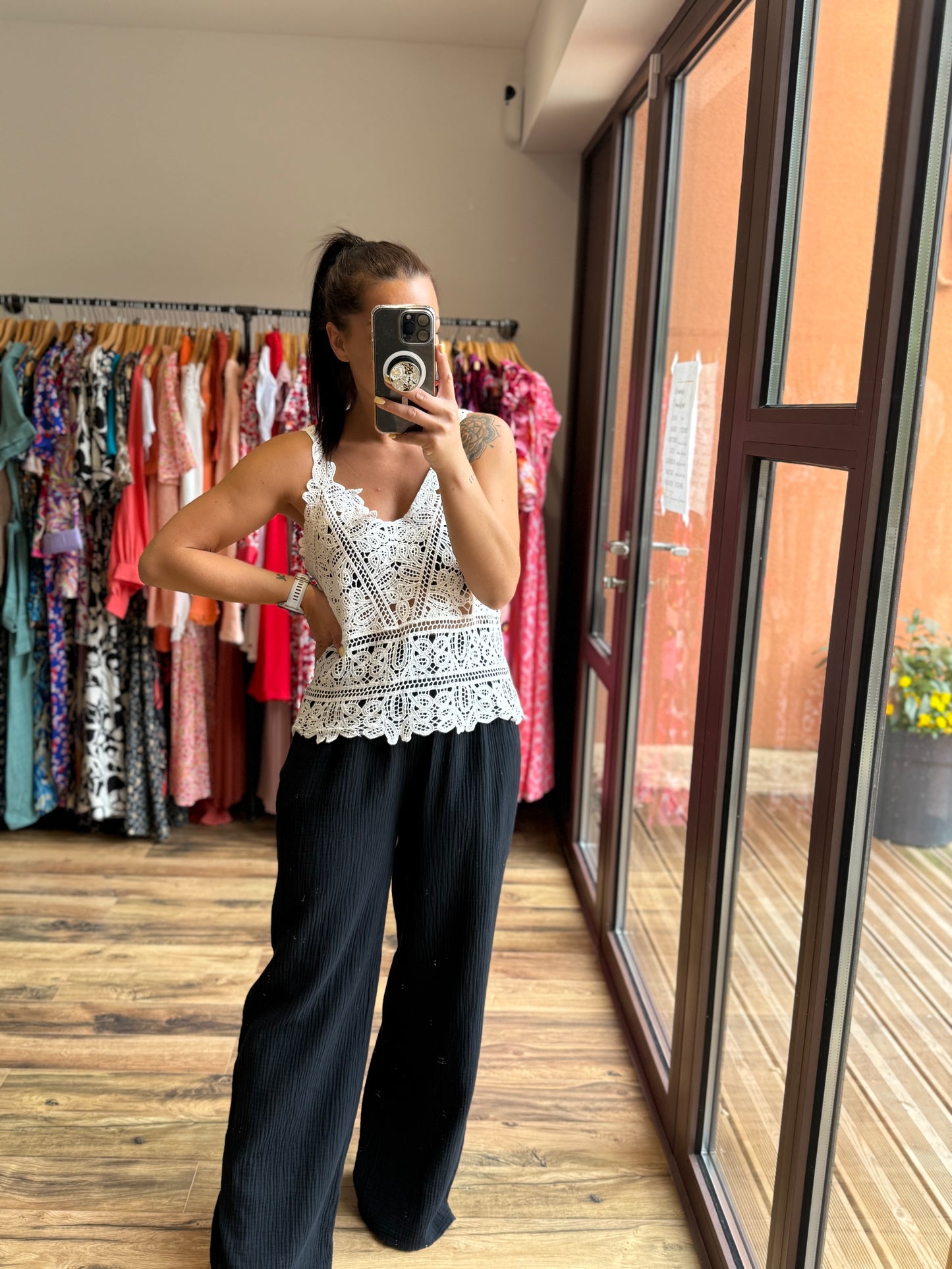 Top crochet blanc