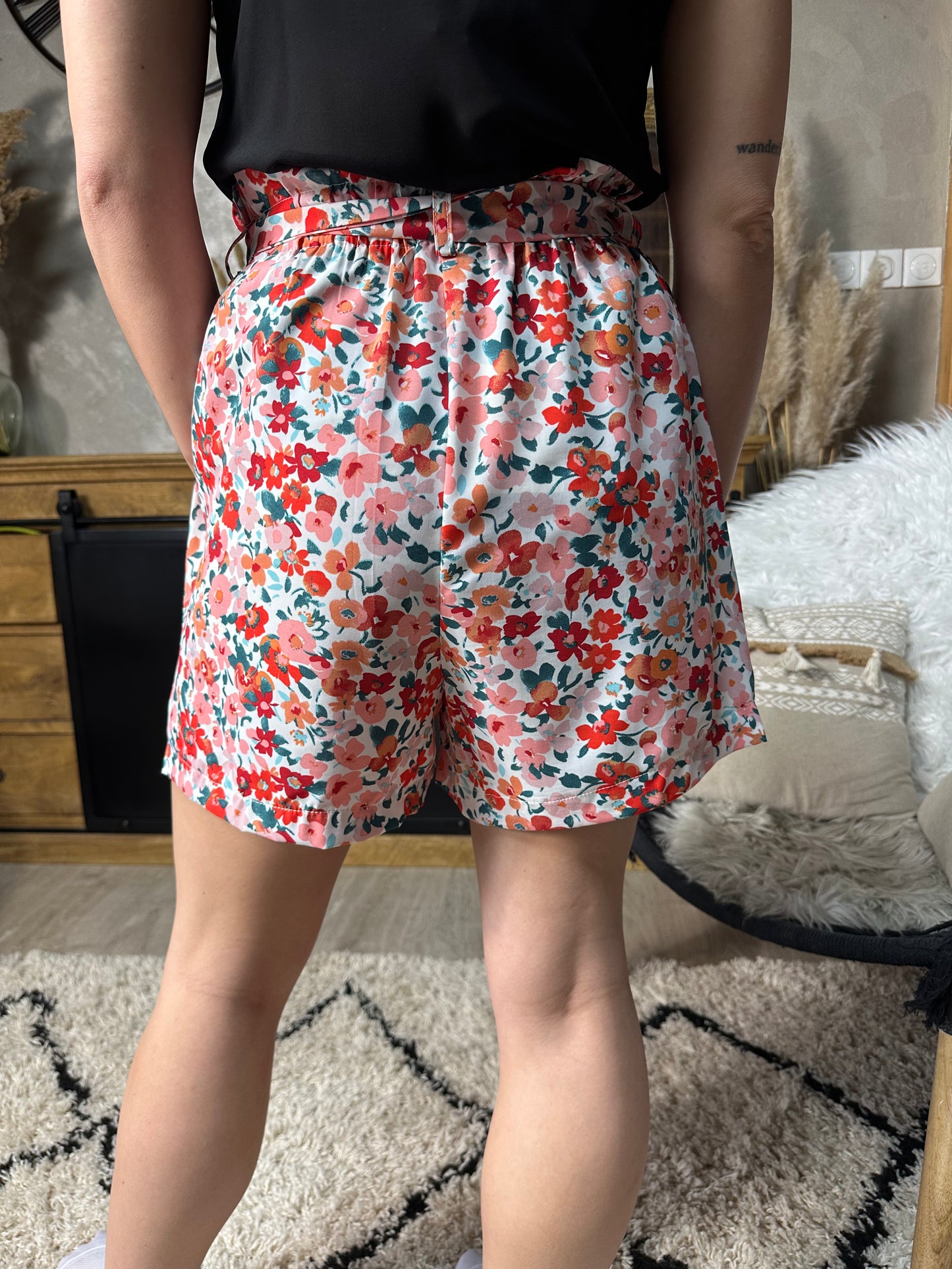 Short Kacie