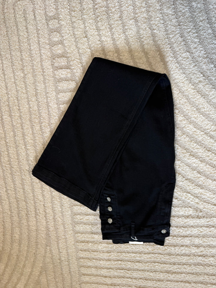 Jean flaire Lumea noir CURVY