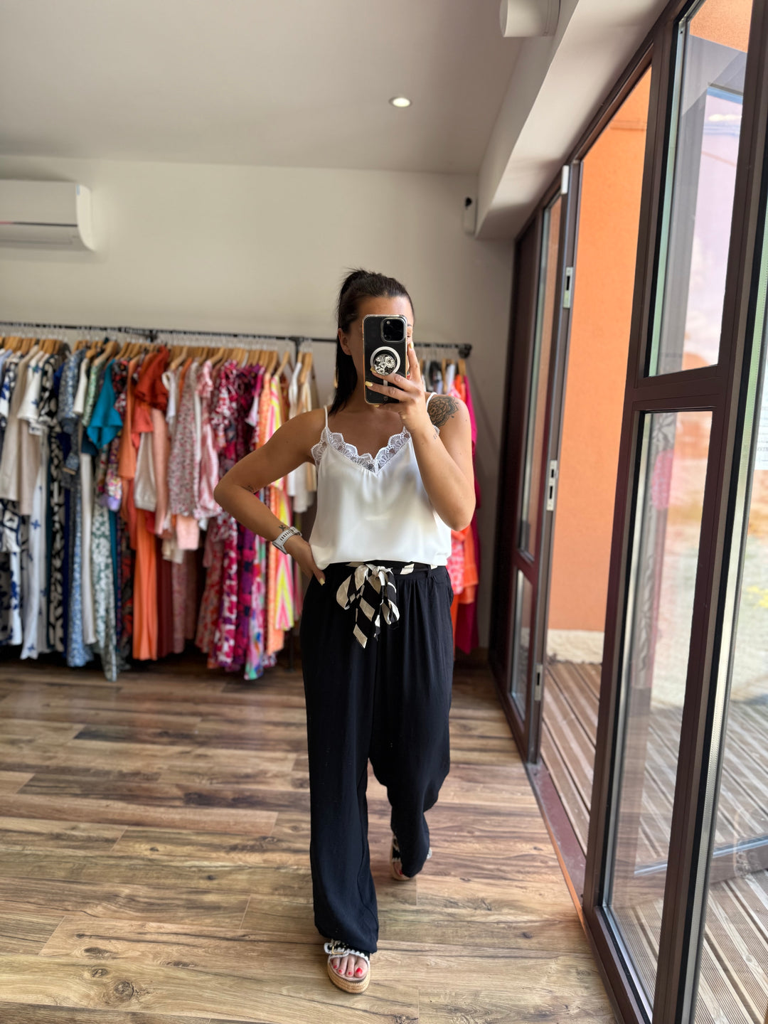 Pantalon Wilma noir CURVY (PRÉCOMMANDE expédition autour du 5 mai)