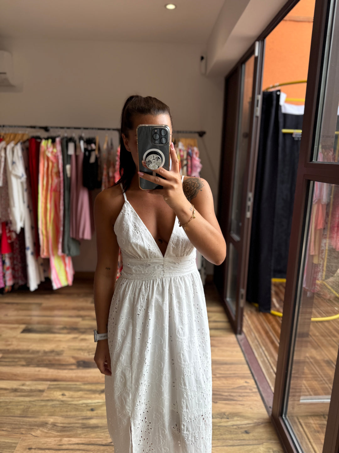 Robe Augustine