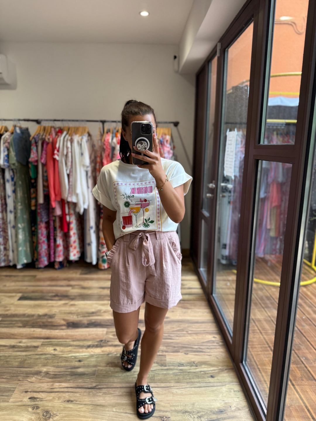 Short Jelena rose