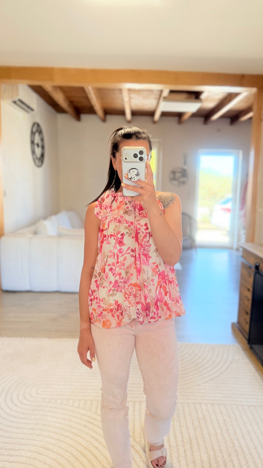Top Zalia rose