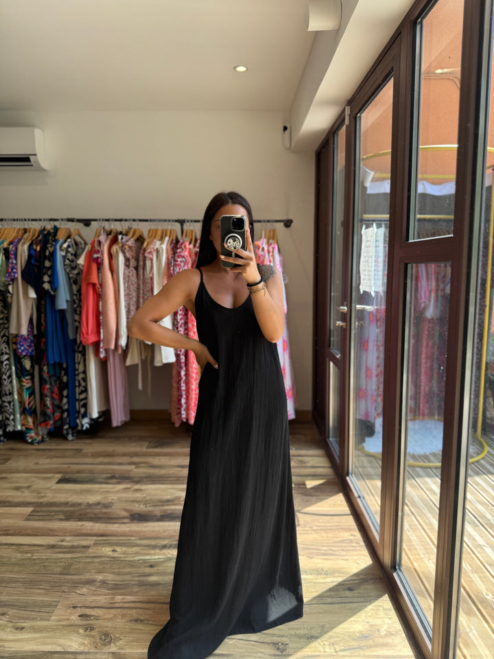 Robe Loumi dos nu