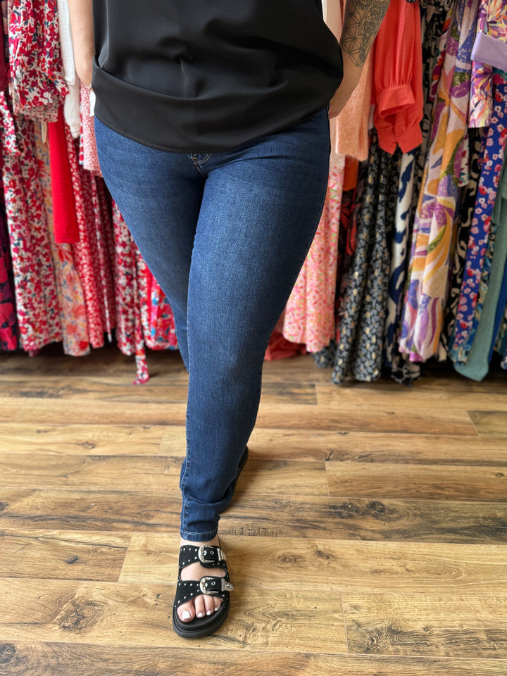 Jean Melly Curvy