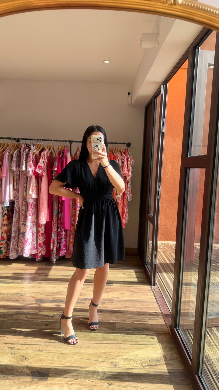 Robe courte Anail noir CURVY (PRÉCOMMANDE EXPÉDITION 28/05)