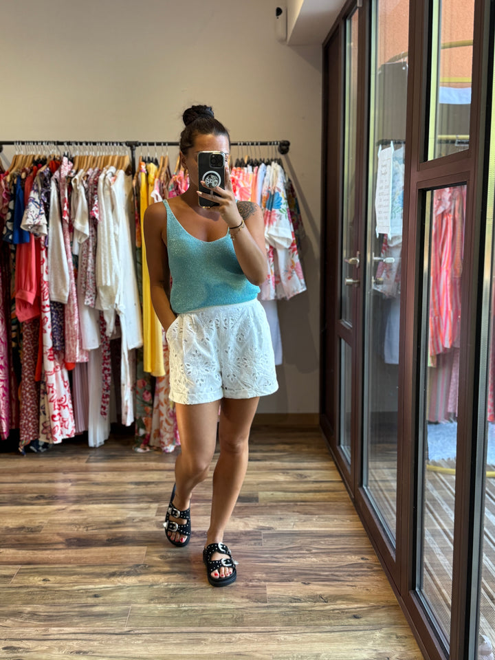 Short Nolita