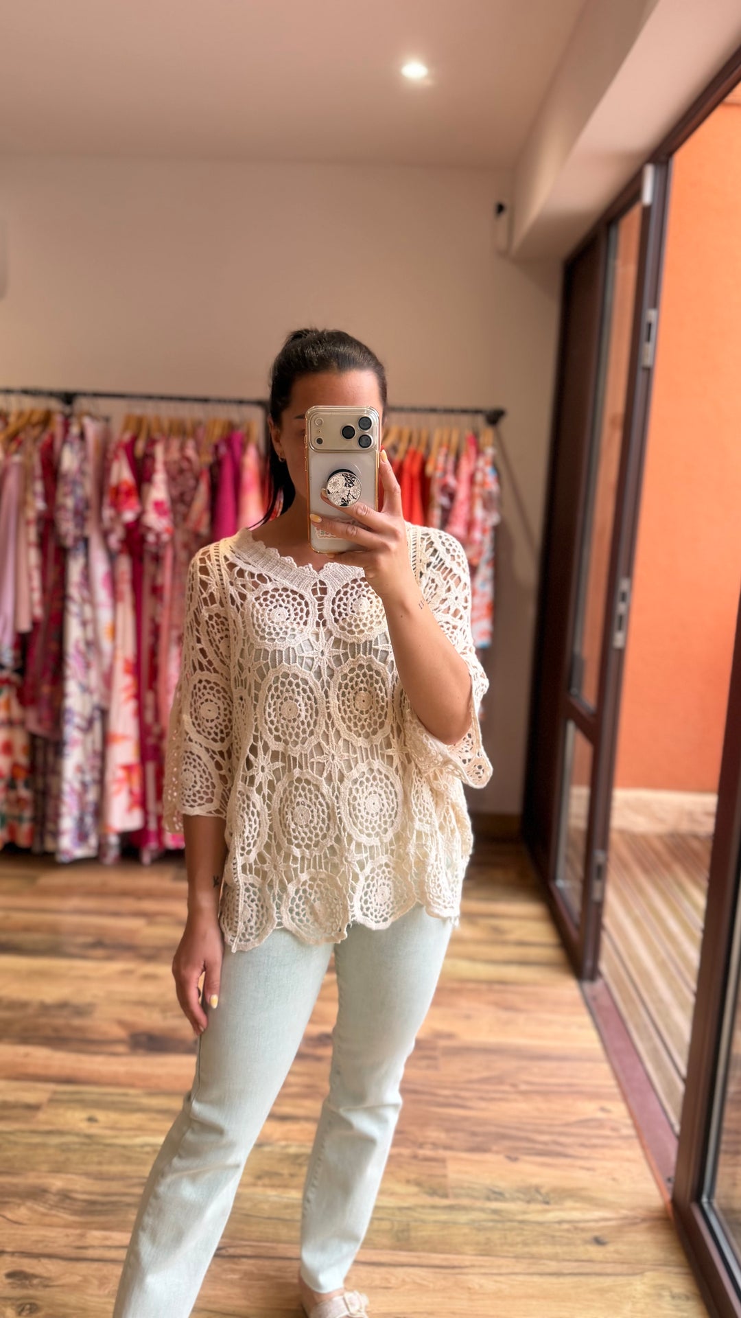 Top crochet beige