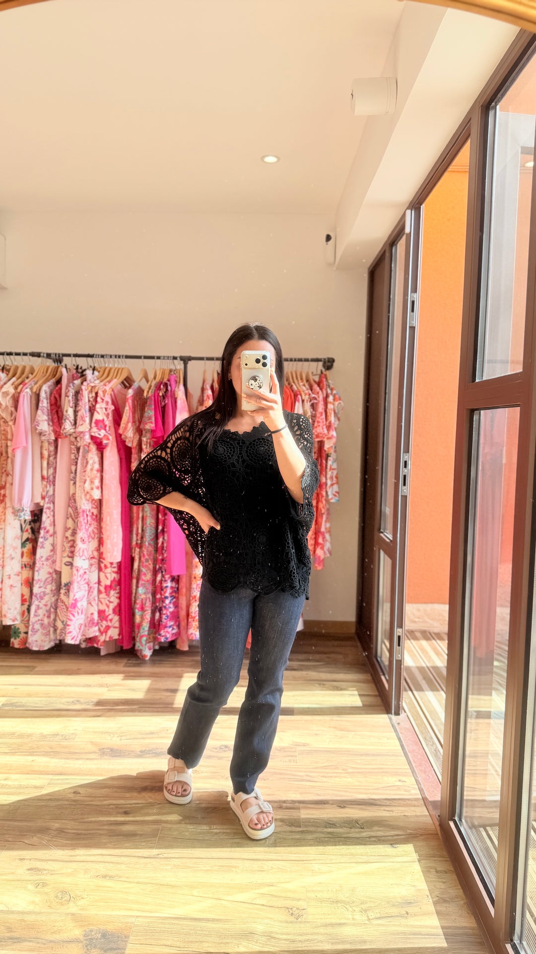 Top crochet noir