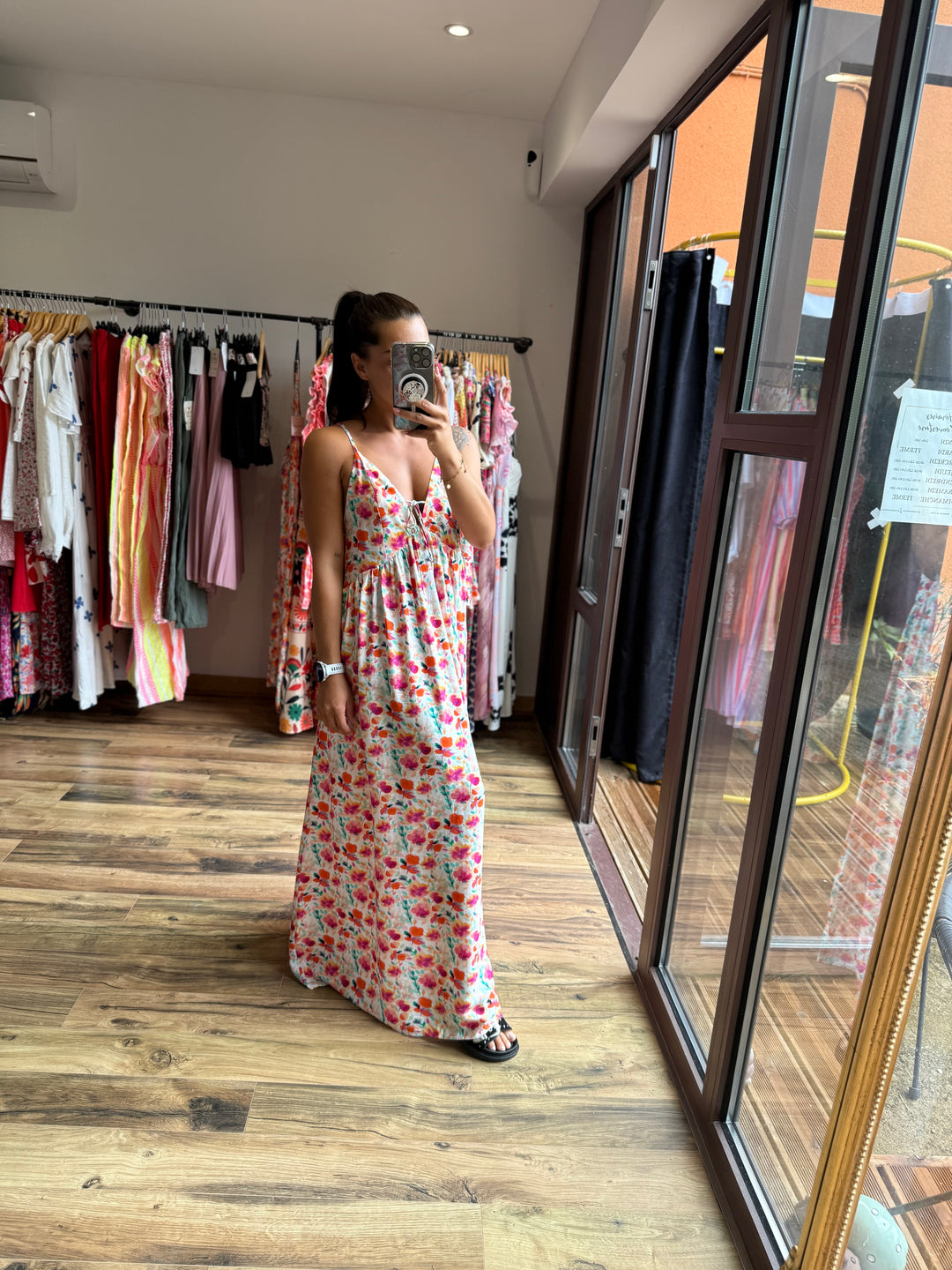 Robe Marcel