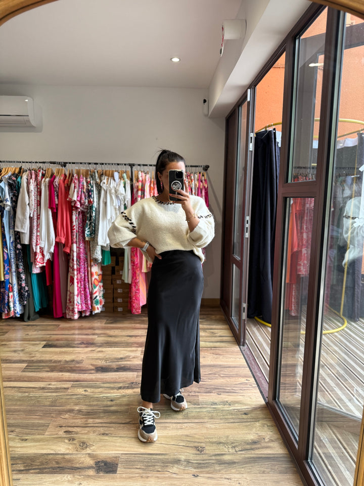 Jupe noir satin