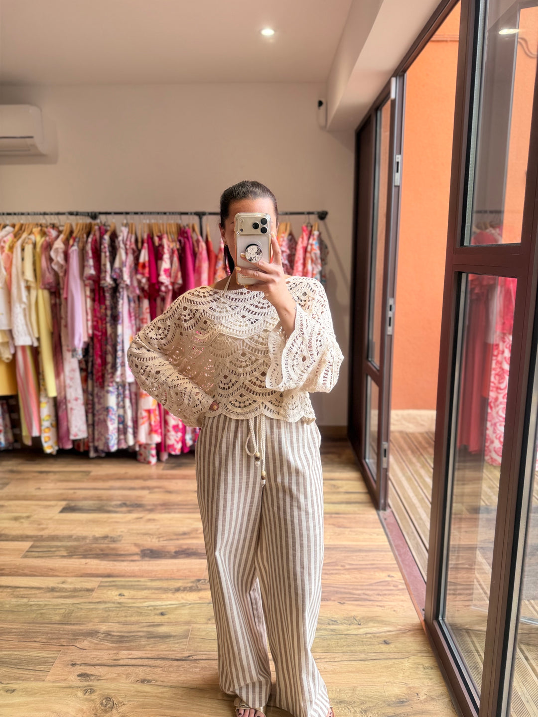 Top crochet beige