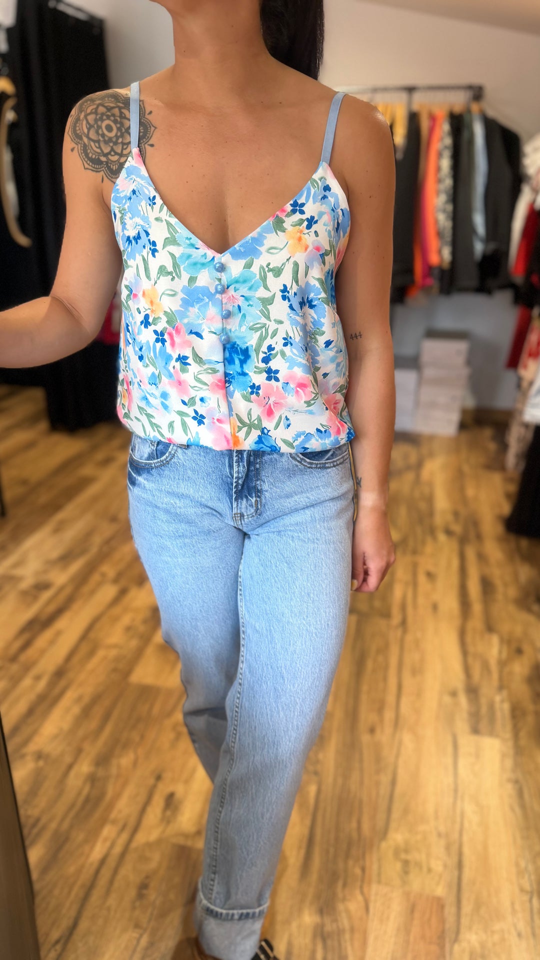 Top Hugo bleu clair