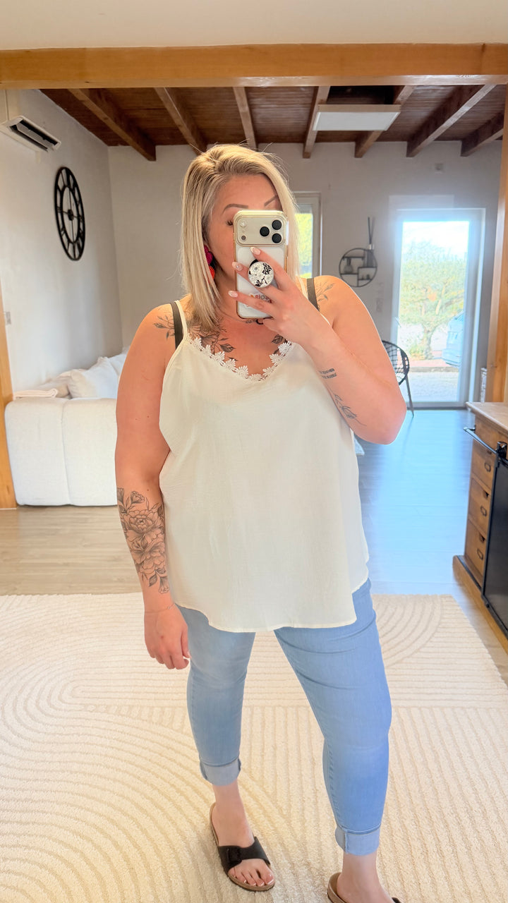 Top Gorgia blanc CURVY