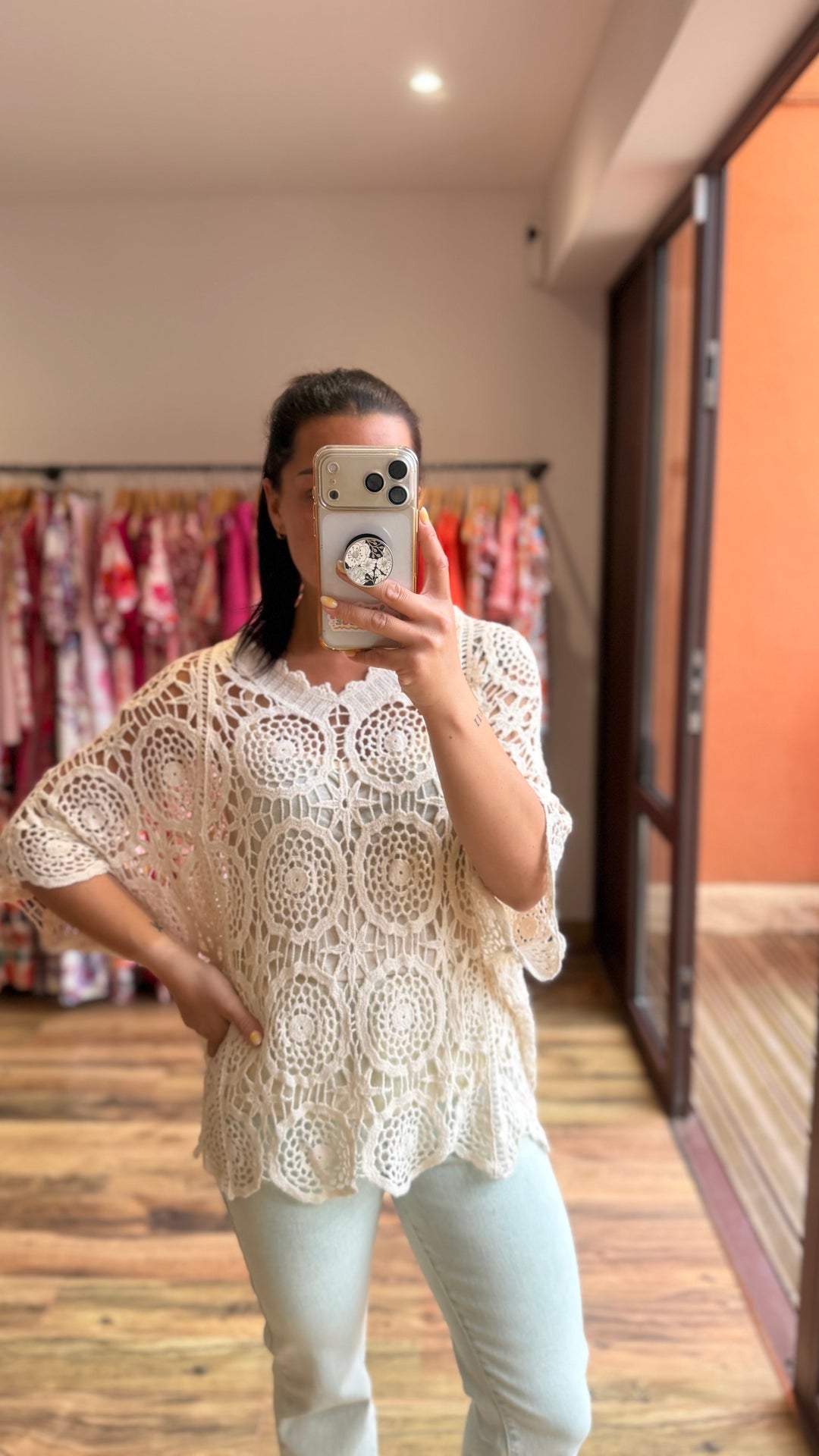 Top crochet beige