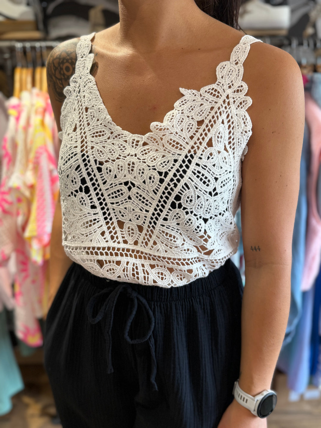 Top crochet blanc