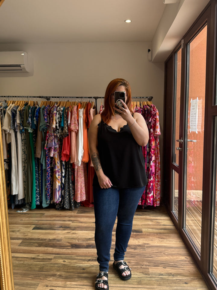 Jean Melly Curvy