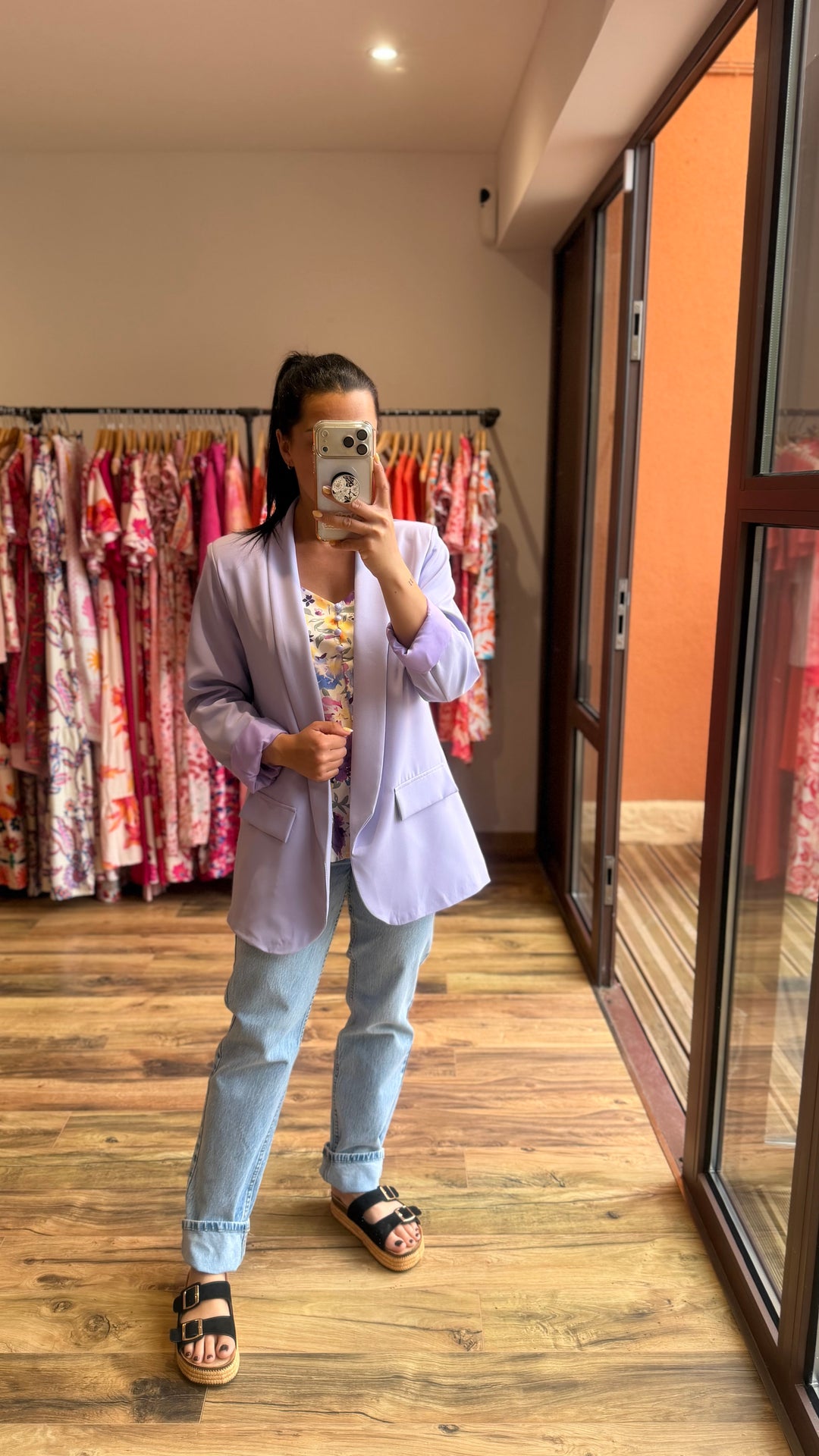 Top Hugo lilas