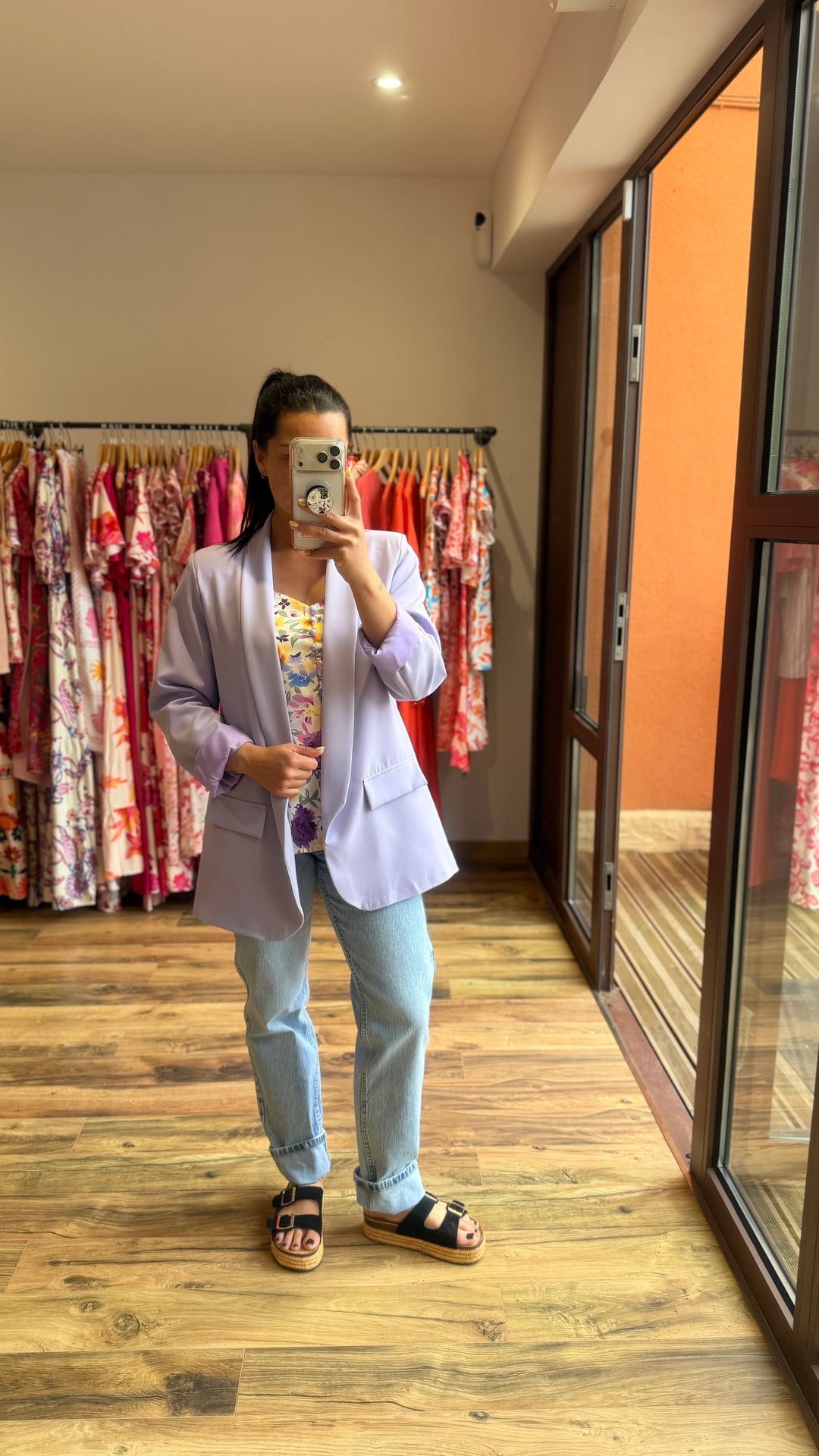 Top Hugo lilas