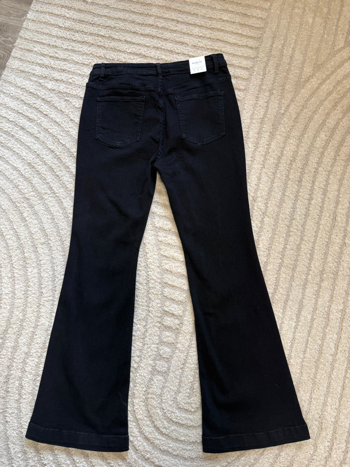 Jean flaire Lumea noir CURVY
