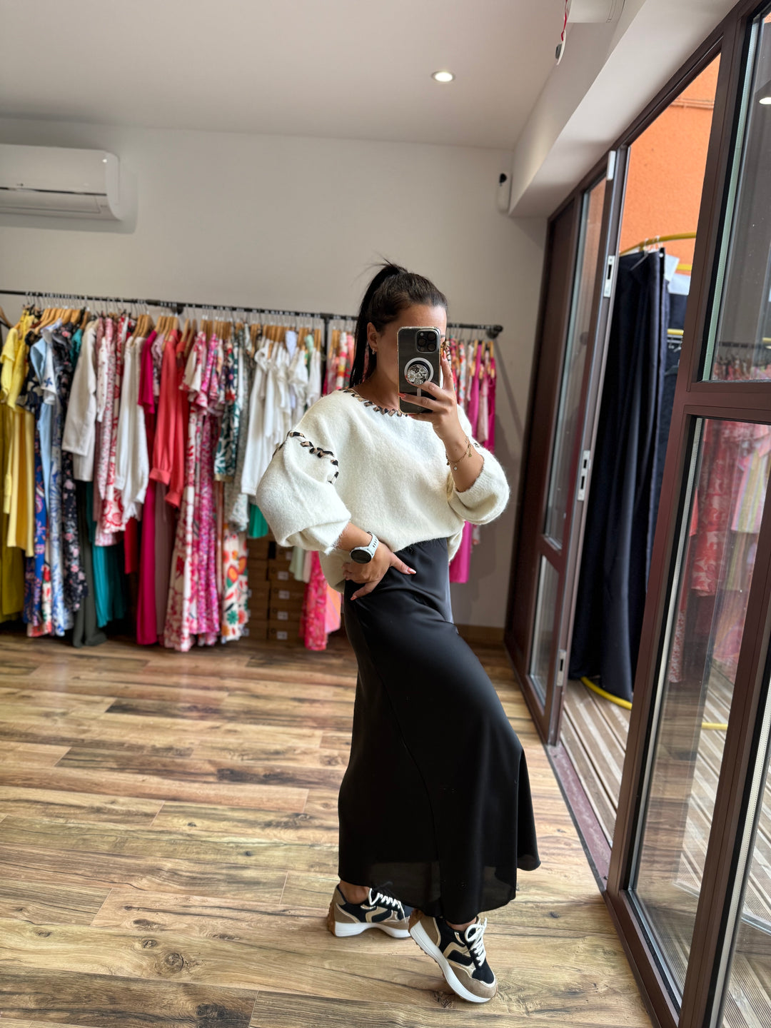 Jupe noir satin