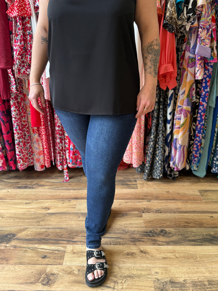 Jean Melly Curvy