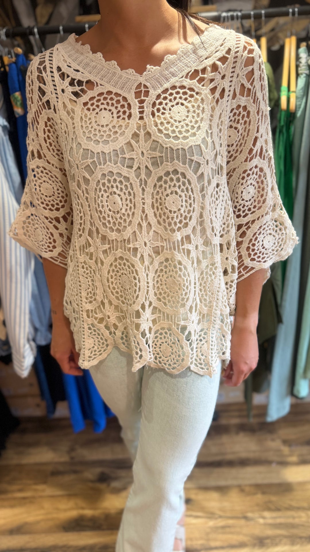 Top crochet beige