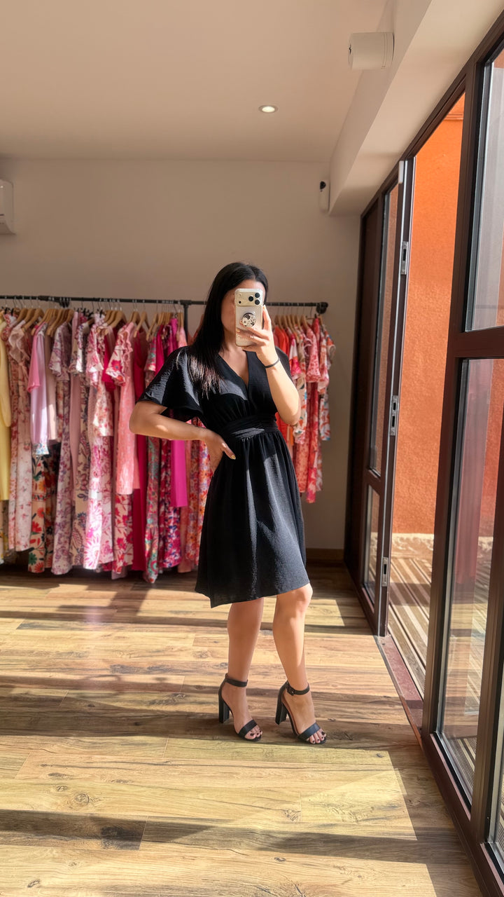 Robe courte Anail noir CURVY (PRÉCOMMANDE EXPÉDITION 28/05)