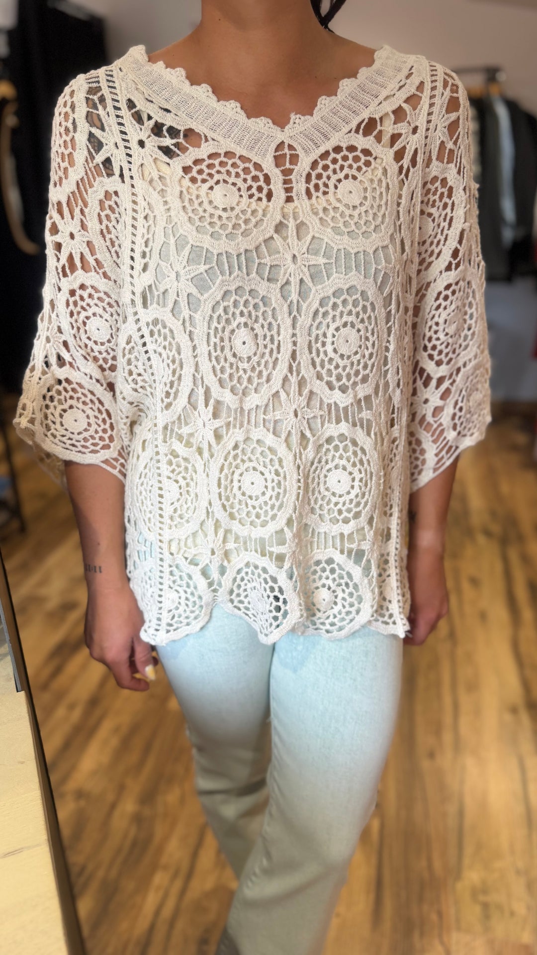 Top crochet beige