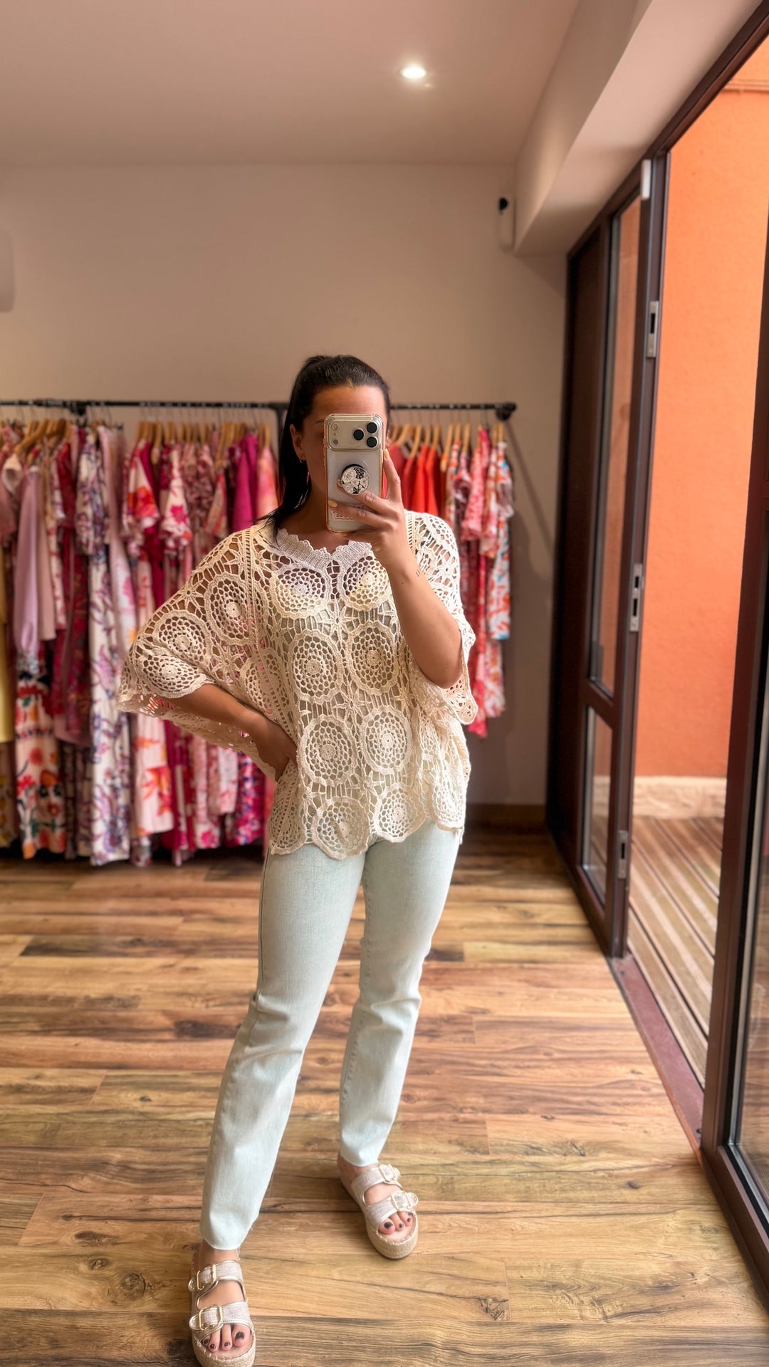 Top crochet beige